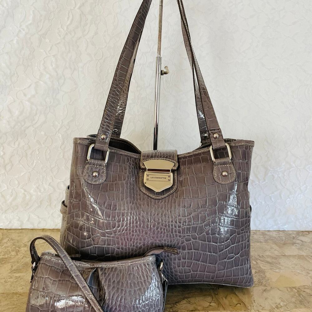 LIZ CLAIBORNE gray croc embossed patent leather tote shoulder bag